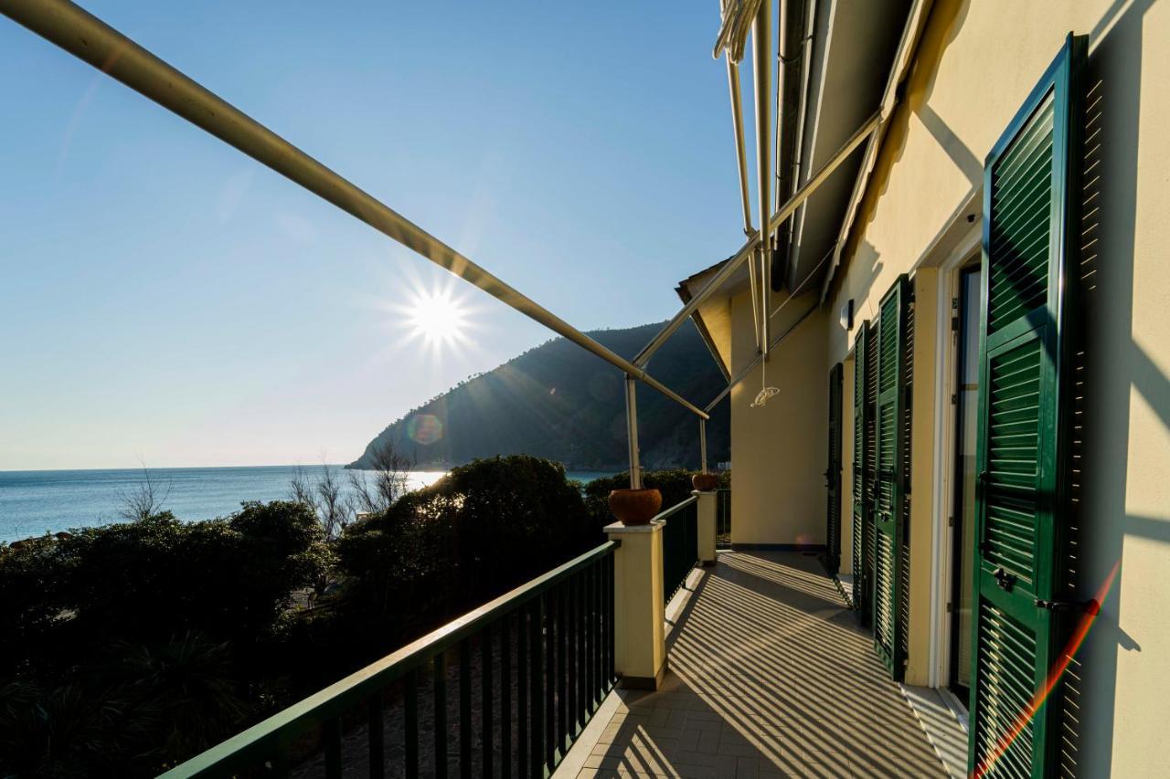 111 - Casa La Secca Vista Mare, 100Metri Dalla Spiaggia E Mare 모네글리아 외부 사진